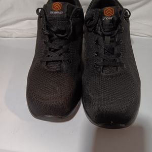 DYKHMiLY black steel toe very nice shoes worn less than 1 hour